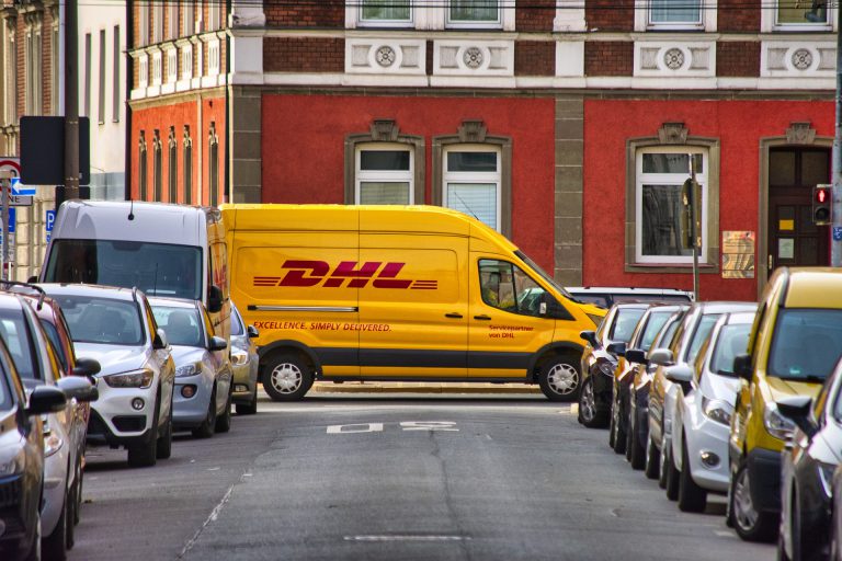 dhl g0ea5555f5 1920 768x512